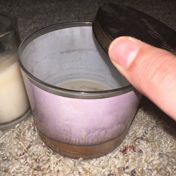 BBW  tea rose candle bundle with hbo max bundle - Picture 4 of 4